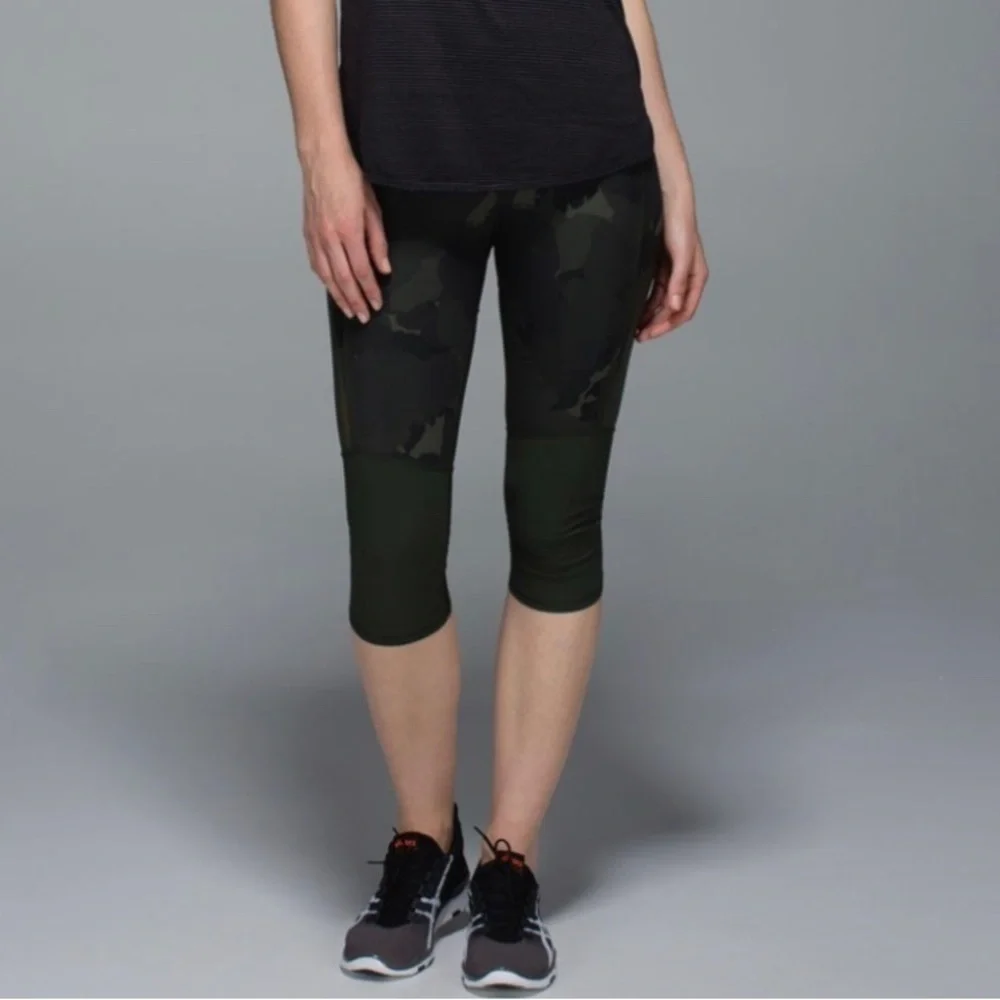 lululemon Training Tough Crop Palm Party Gator camo legging, 8